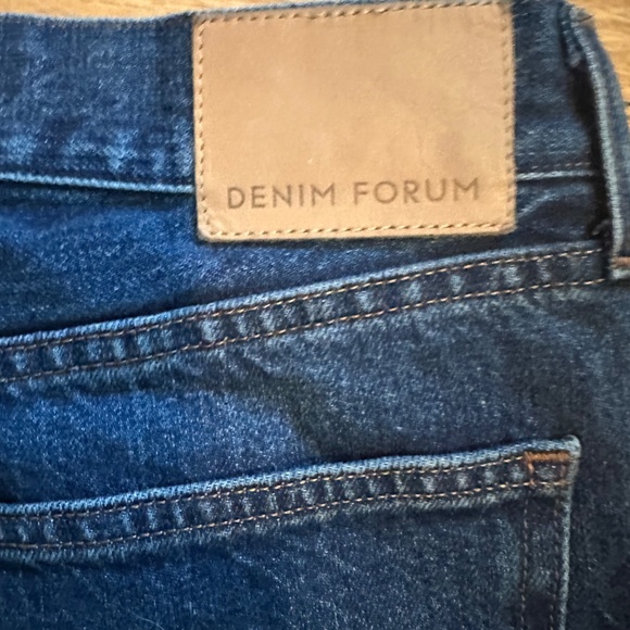 Aritzia The Farrah Hi-rise Wide Jean in Be About Dark Bleu - Picture 8 of 9